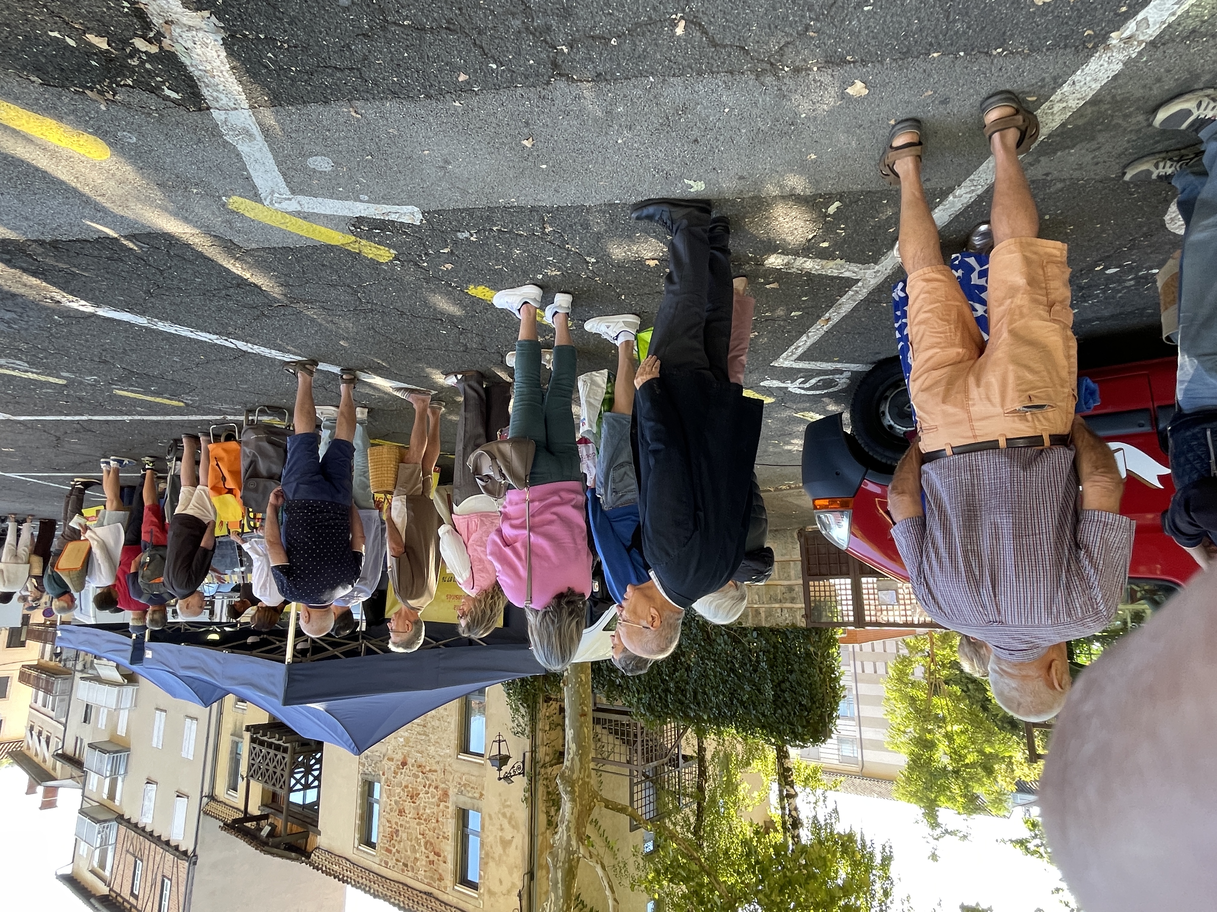Figeac Sunday market
